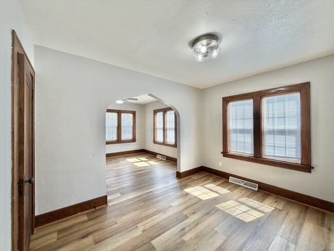 Photo - 1212 Center Ave