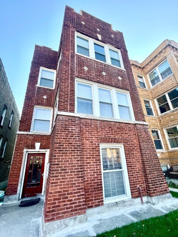 Photo - 3237 W Thomas St Apartment Unit G