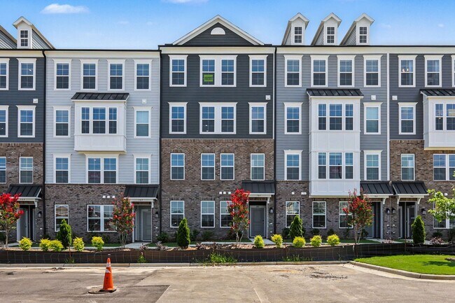 Photo - 705 Grove Edge Ln Unit 100