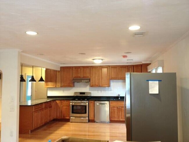 21 Portina Rd Unit 2B