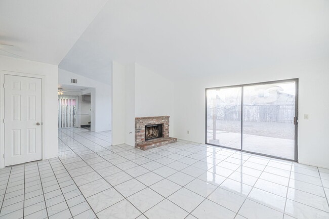 Photo - 38659 Angele Trumpet Ct