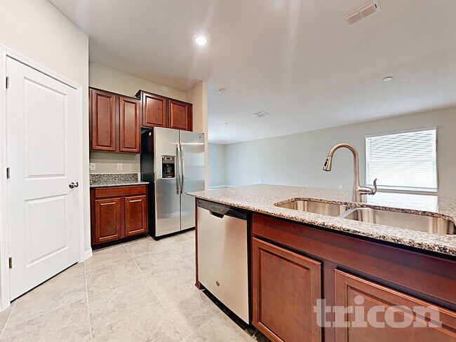 Photo - 1618 Broad Winged Hawk Dr