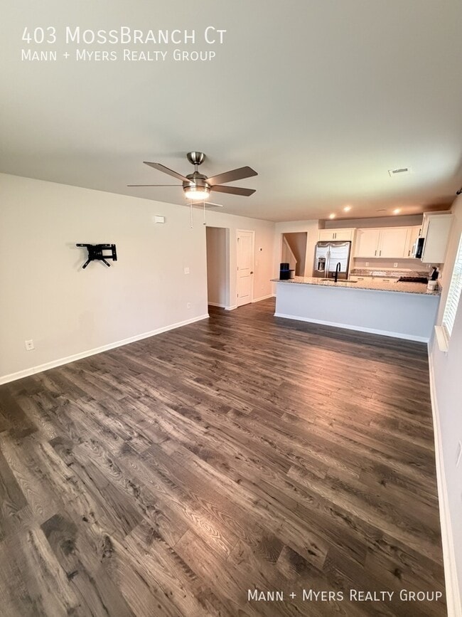 Photo - 403 Moss Branch Ct