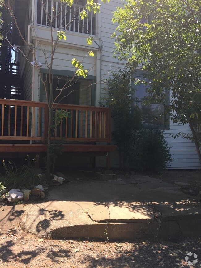 Building Photo - 362 Linden Ave Unit 384 Rental
