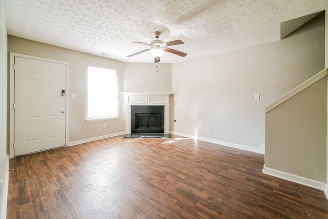 5246 Kirk Dr