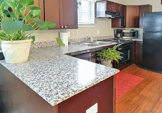 Summit Apartments