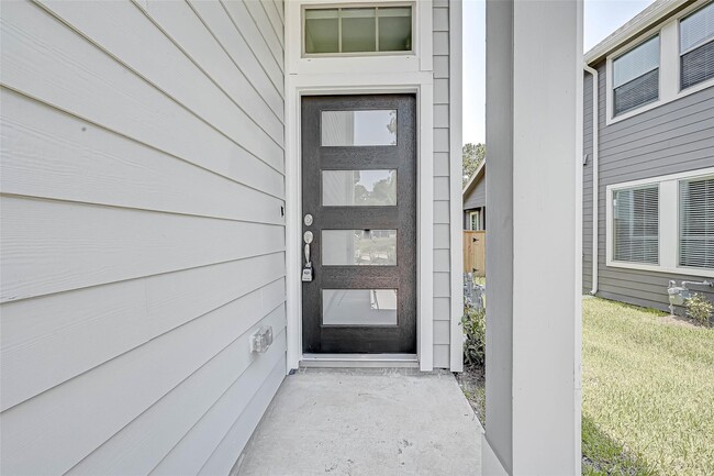 Photo - 580 Longleaf Pine Dr