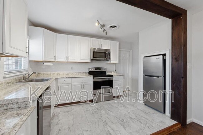 Photo - 501 Milledge Rd