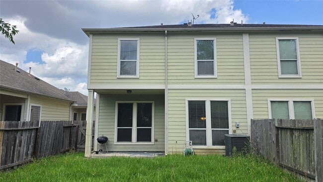 Photo - 2918 Hebert Trail Dr
