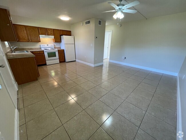 Building Photo - ANNUAL RENTAL - POINCIANA - 1 BED/1 BATH