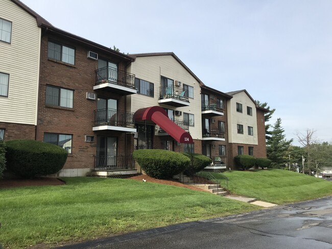 Photo - 134 Mammoth Rd Unit 14