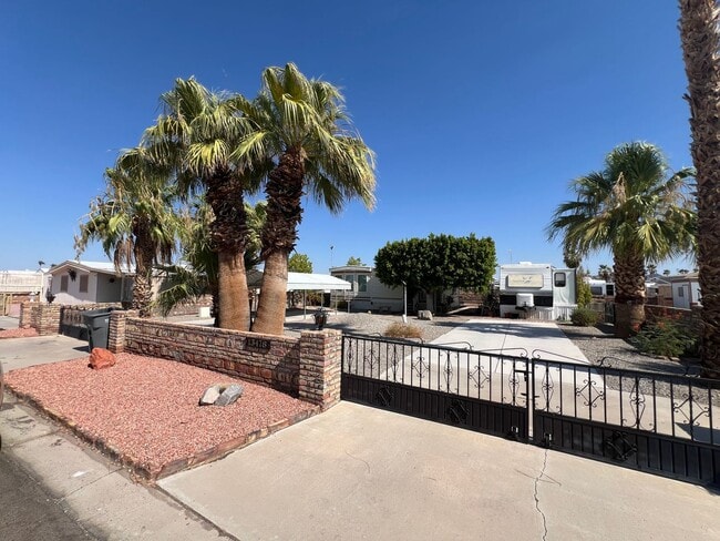 Building Photo - FOOTHILLS RETREAT! Rental