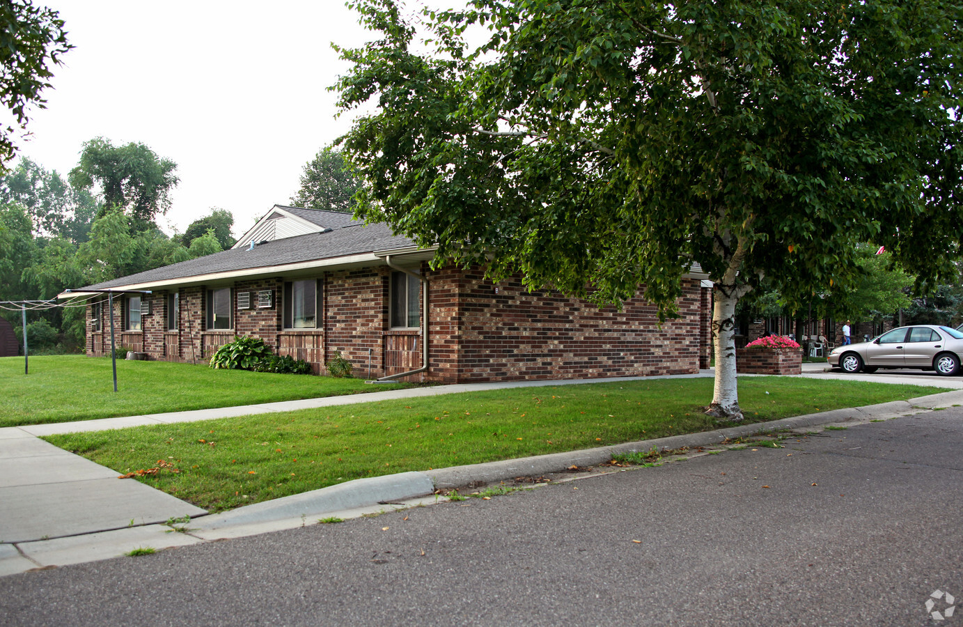 Photo - Rosehaven Apartments I