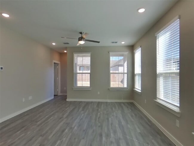 Photo - 1560 Mexican Heather Dr