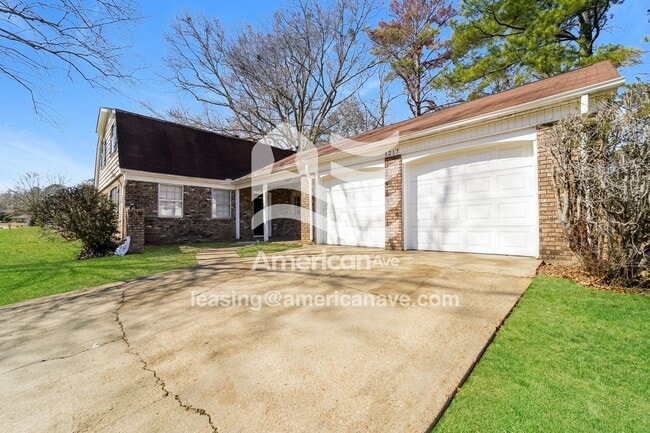 Photo - 1217 Foxhill Dr