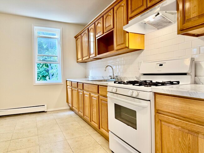 Photo - 421 S 16th St Unit 2