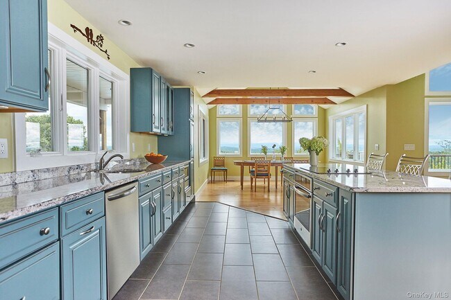 Photo - 21 Contentment Ln