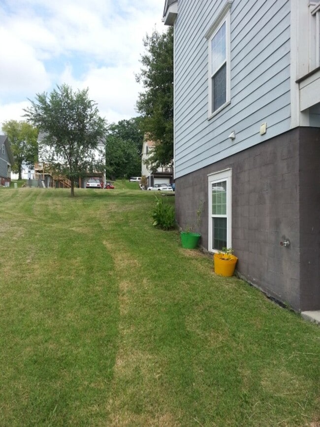 Photo - 1737 Moses Ave Unit HOME