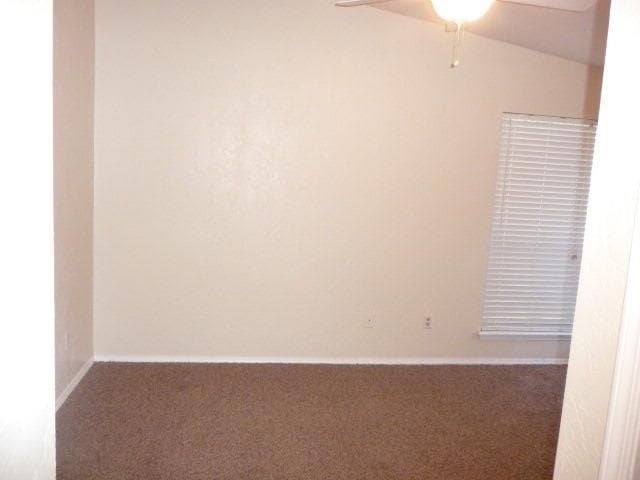 Photo - 114 SE Trenton Rd