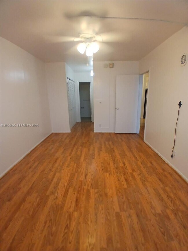 2501 Riverside Dr Unidad 503-A