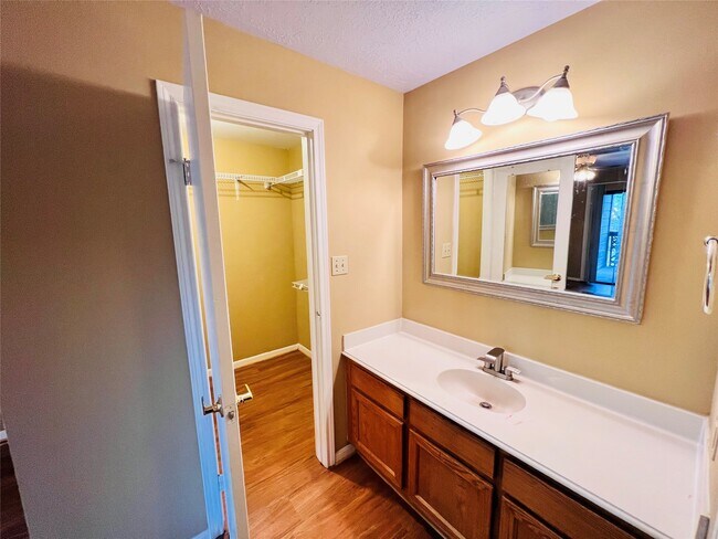 Photo - 12755 Mill Ridge Dr Unit 311