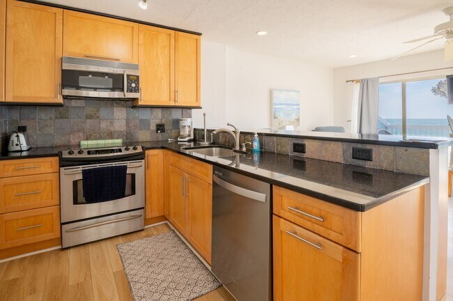 Photo - PRICE REDUCED FOR YOUR WINTER GETAWAY-AVAILABLE NOW THROUGH MID-APRIL Unit Ocean Dunes 508