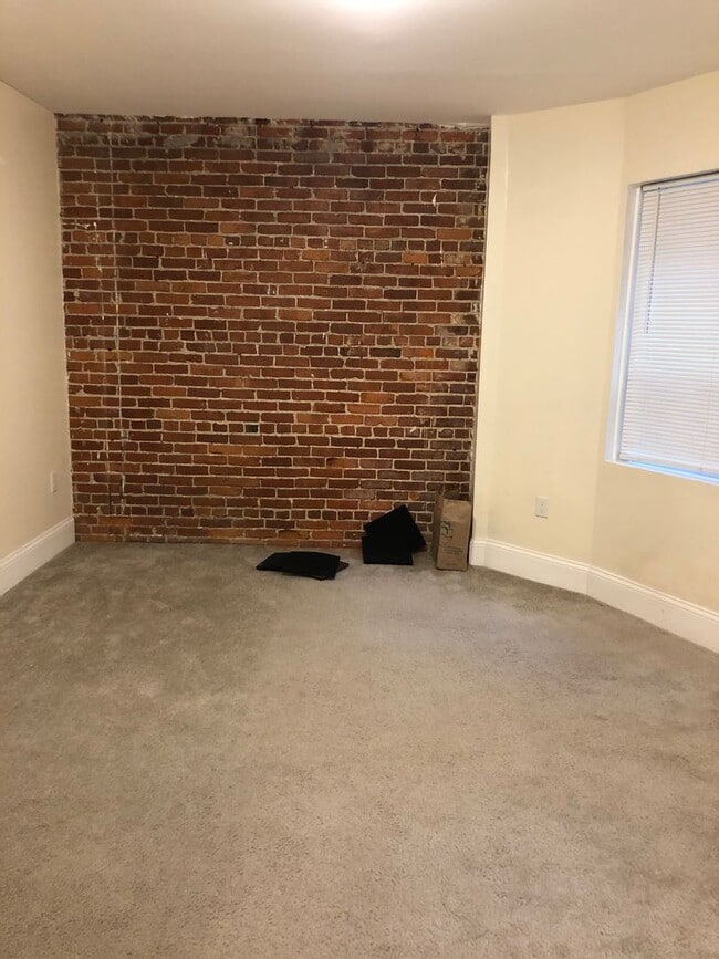 Photo - 9/1 Rare 5BR/3.5BA two-level unit in Fenwa...