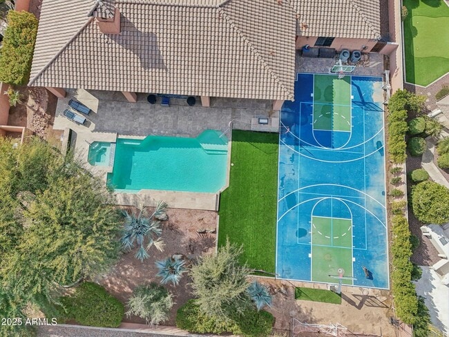 Photo - 351 N Cloverfield Cir