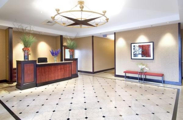 Photo - 1 Park Ln Unidad J-1107