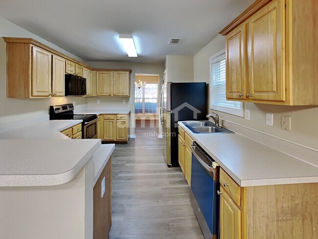 Photo - 6483 Grand Hickory Dr