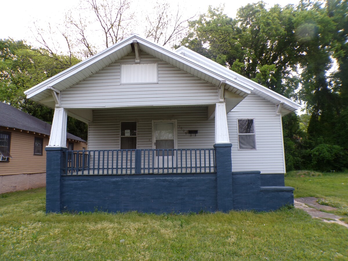 Photo - 1609 Exeter Ave House