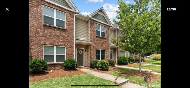 Building Photo - 1030 Binghampton Cir Rental