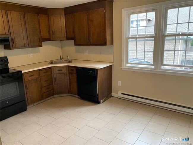 Photo - 900 S Main St Unit 7