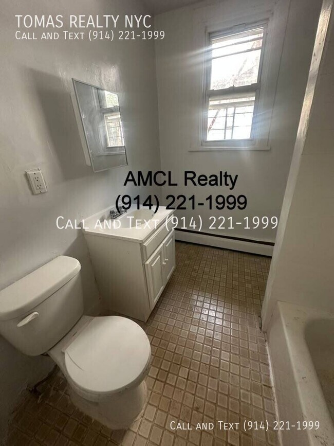 11 Lincoln Terrace Unit 2