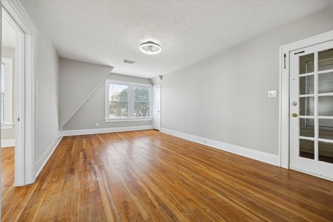 Photo - 1536 Michigan St Unit 02