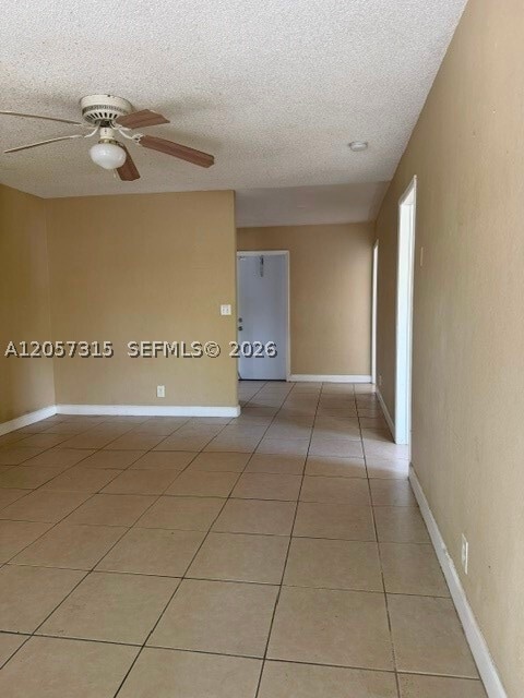 Photo - 1112 NW 5th Ct Unit 3