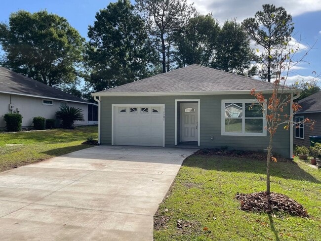 Building Photo - Newer 3/2 in Turkey Creek!