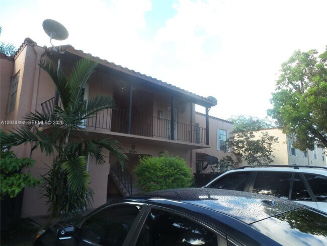 Photo - 10794 N Kendall Dr Unit B22