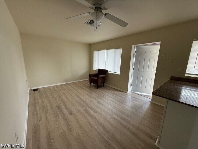 10632 Woods Cir Unidad 6