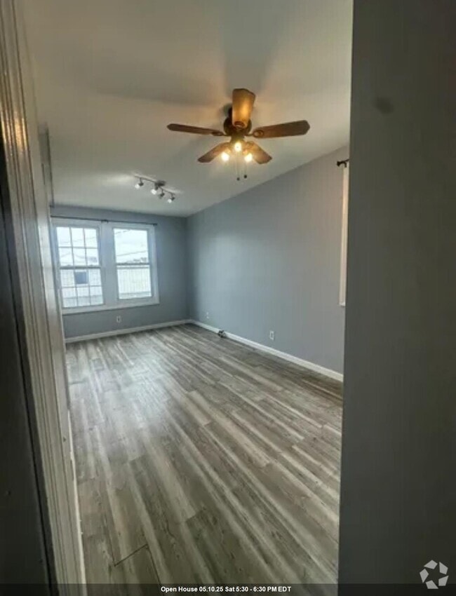 Building Photo - 112 Yale Ave Rental