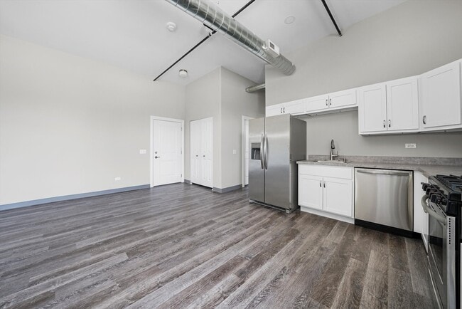 Photo - 3135 W 95th St Unit 201