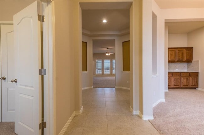 165 Lady Bird Ln
