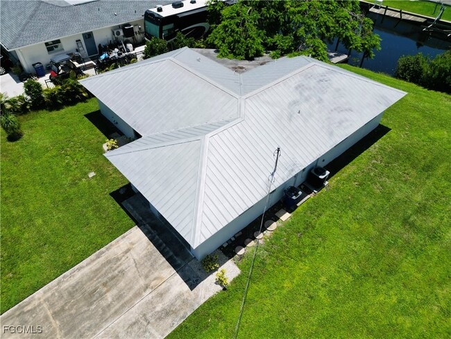Photo - 2241 Club House Rd
