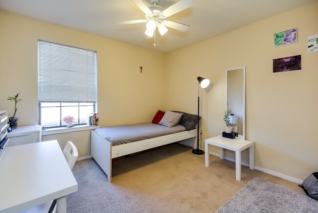 Photo - EL308 Unit EL308