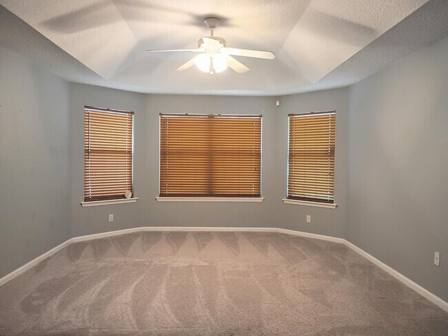 Photo - 1392 Hawks Crest Dr