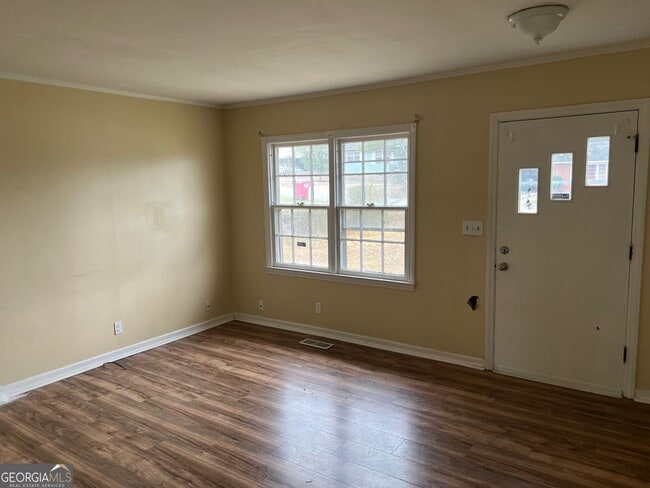 Photo - 3123 Brownell Ave