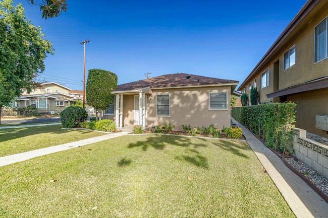 Photo - 340 N Monterey St Unit 304 N Monterey St