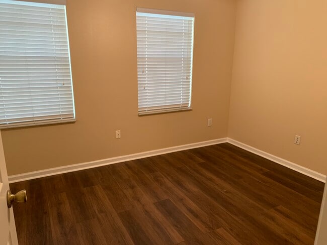 Photo - 2896 Woodlands Park Ct