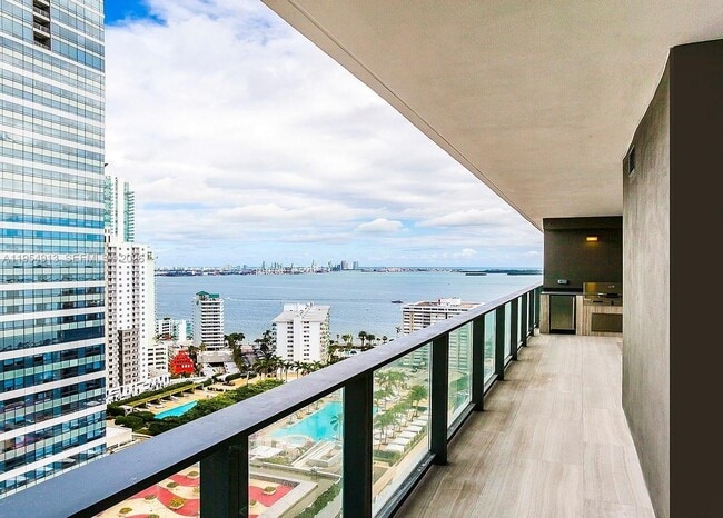 Building Photo - 1451 Brickell Ave Unit 1606