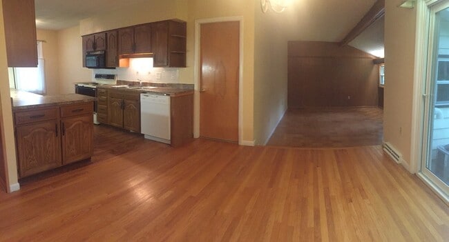 Photo - 4 Bedroom/2.5 Bathroom House Across from W...